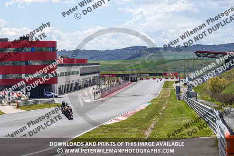 cadwell no limits trackday;cadwell park;cadwell park photographs;cadwell trackday photographs;enduro digital images;event digital images;eventdigitalimages;navarra;no limits trackdays;peter wileman photography;racing digital images;trackday digital images;trackday photos